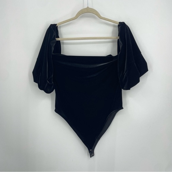 Good American Off The Shoulder Velvet Bodysuit Sz 4 US XL black - Picture 5 of 8